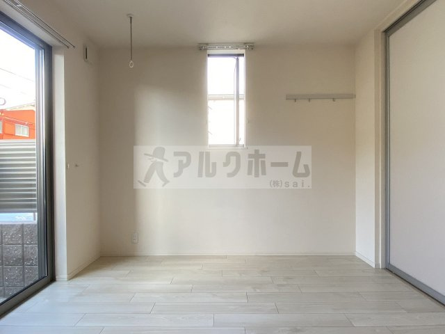 メゾンルシェルの洋室