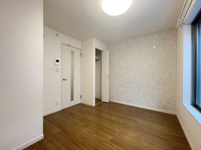 【内装】 | バーミープレイス国立