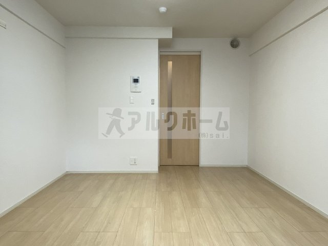 シェモワ八尾の居間・リビング