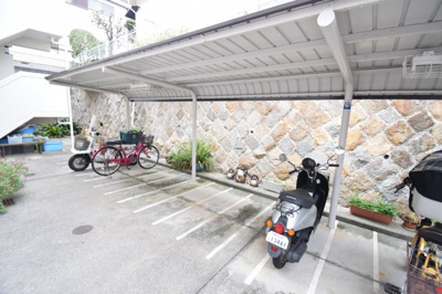 【その他】 | 前原町マンション | 駐輪場