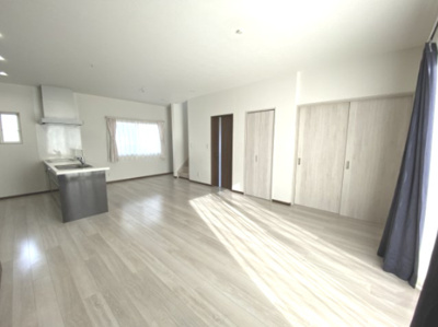 【居間・リビング】 | 美里町阿那志 中古住宅 | 現地