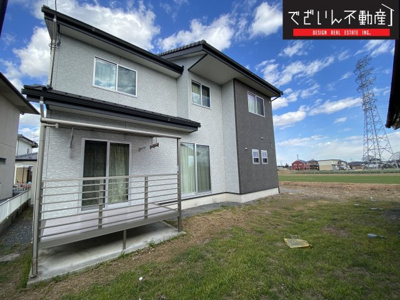 【外観】 | 美里町阿那志 中古住宅 | モダンな外観デザインです。
現地