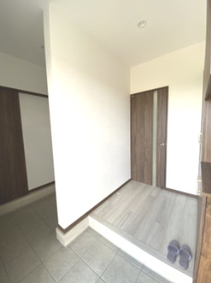 【玄関】 | 美里町阿那志 中古住宅 | 現地