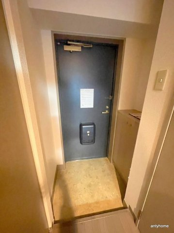 AXIS LIFE UMEDA　仲介手数料無料の玄関