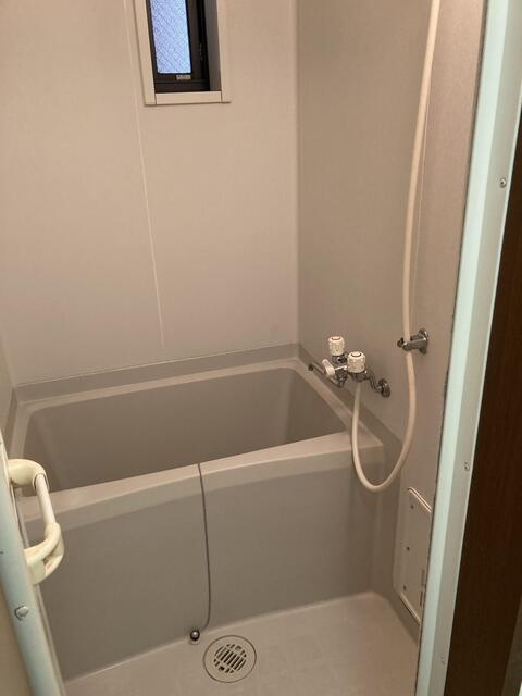 バードヒルの浴室