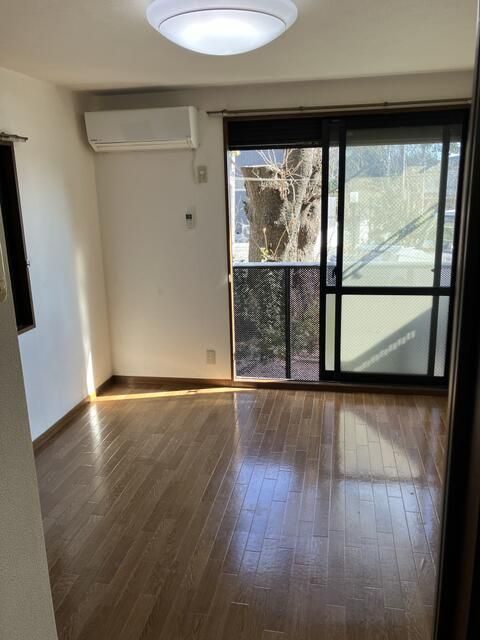 バードヒルの居間・リビング