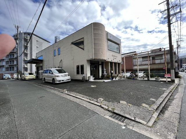龍禅寺町貸店舗の外観