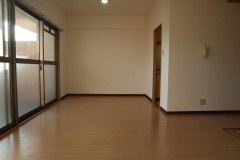 ファミーユ2002の居間・リビング