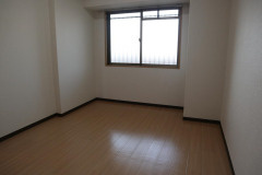 ファミーユ2002の内装