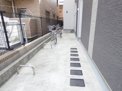 【エントランス】 | ハーモニーテラス生駒町Ⅳ