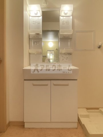 ディオーネ・ジエータ・サウスの独立洗面台