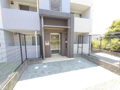 【エントランス】 | ラ・ルミエール湘南