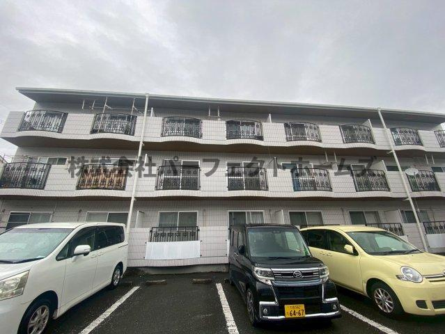 グリーンコート A棟の外観|外観もきれいです