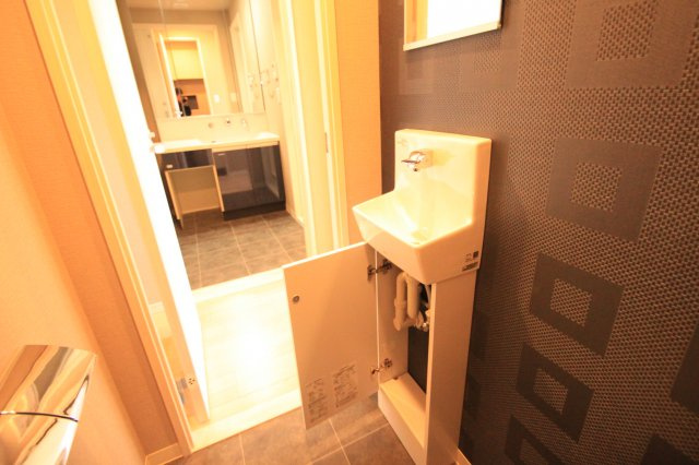 プレミアム菱屋西のトイレ