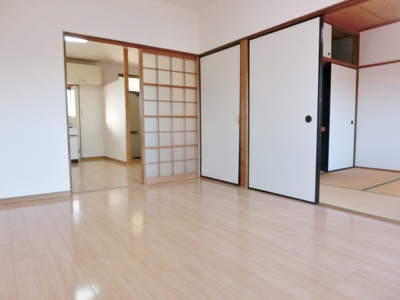 【居間・リビング】 | 霧島市隼人町内山田2丁目　ファミーユ隼人