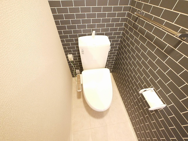 レジデンス天理　五番街のトイレ|清潔感のあるトイレです