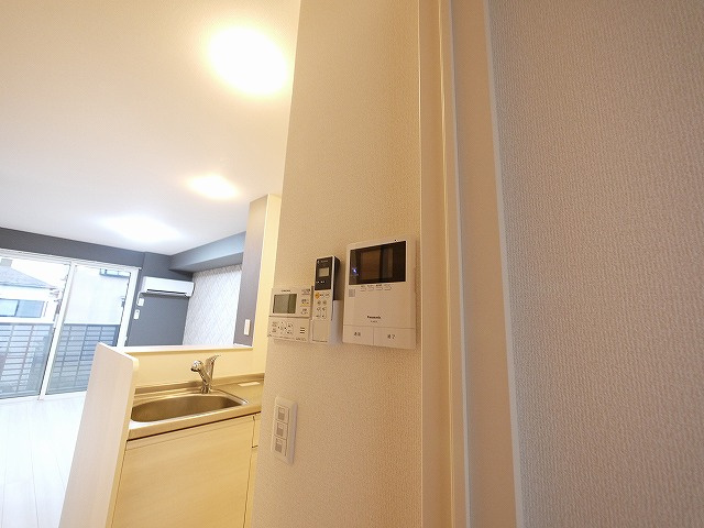 レジデンス天理　五番街のセキュリティ|モニター付きインターホーン