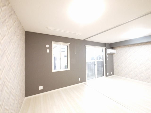 レジデンス天理　五番街の洋室|子供のお昼寝に使えるお部屋です