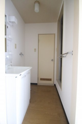  | ルミエール舞々木B