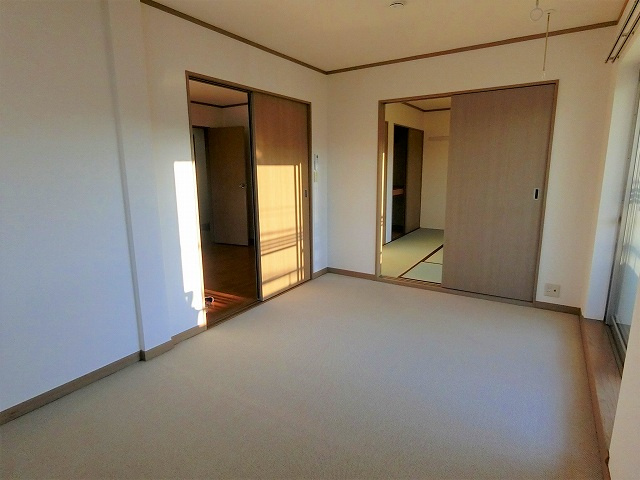 ファンドールメゾン中央の洋室