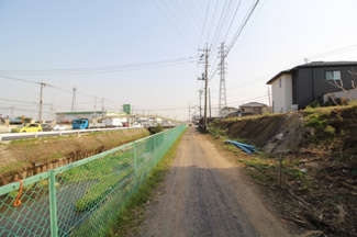 【前面道路含む現地写真】 | 川越市郭町2丁目　建築条件なし売地　西武新宿線『本川越駅』徒歩24分　【川越小学区】