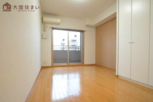 【寝室】 | CITY SPIRE難波WEST
