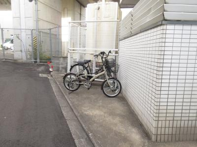 コーポ二条の地図|前道路