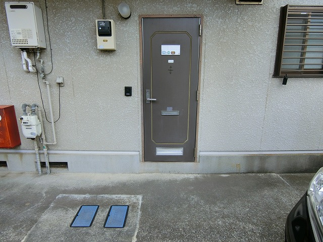 ピュア原島のエントランス