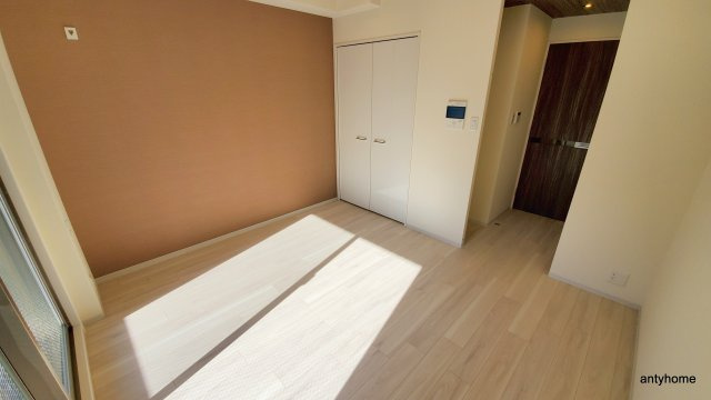 パークフラッツ東三国　仲介手数料無料の洋室