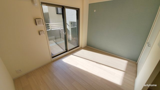 パークフラッツ東三国　仲介手数料無料の洋室