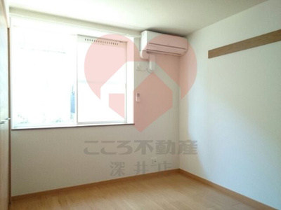 【寝室】 | フローラ・リア