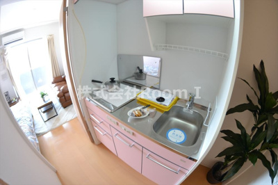 【キッチン】 | SERENiTE北浜 | 使いやすいキッチンです