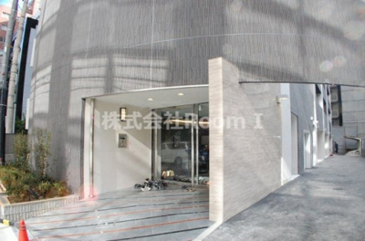 【ロビー】 | SERENiTE北浜 | 落ち着いたロビーです