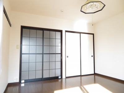 【洋室】 | ドミール吉田