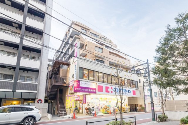 ホーユウパレス板橋仲宿の外観