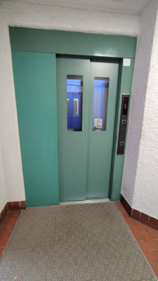 【その他共用部分】 | ユニハイツ新深江 | エレベーターがあり重い荷物も楽に上げる事ができます♪