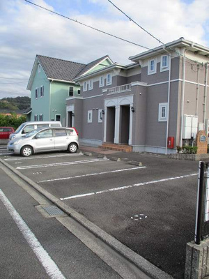 【駐車場】 | ソレイユ