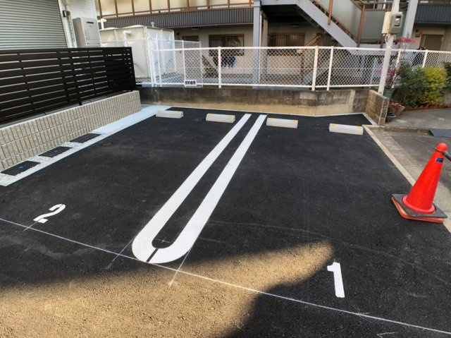 シャンテの駐車場