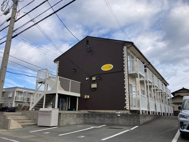 ピアコート栗真の外観