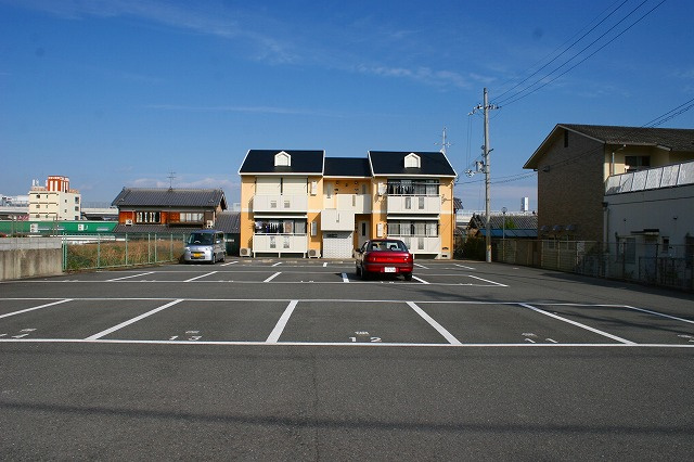 サニーコート岸田駐車場の駐車場