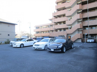 【駐車場】
