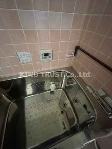 ハイツ田中の浴室|落ち着いた空間のお風呂です