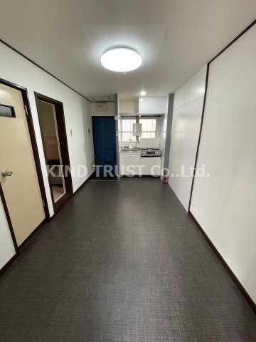 ハイツ田中のロビー|ゆとりのあるロビーです