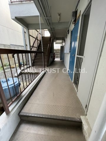 ハイツ田中のバルコニー|お洗濯にも便利なバルコニー付き