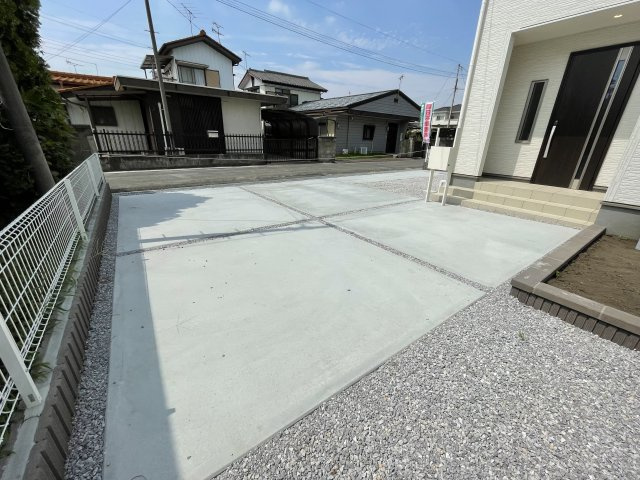 藤岡市藤岡第29（全1棟）1号棟の駐車場|カースペースがあります