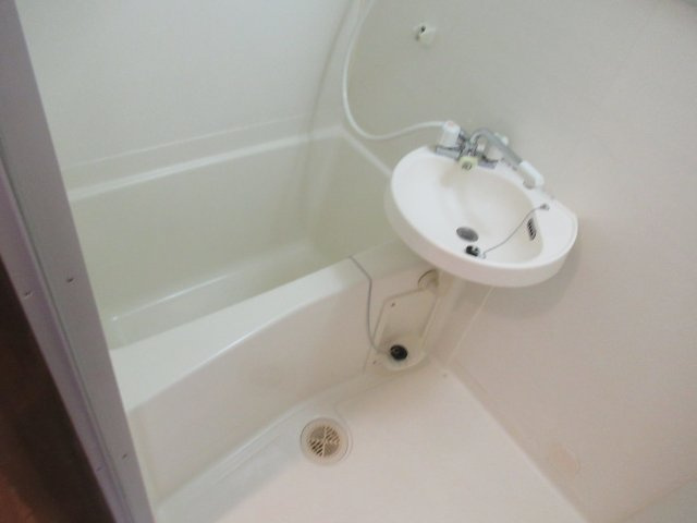 ビートルハウスの浴室