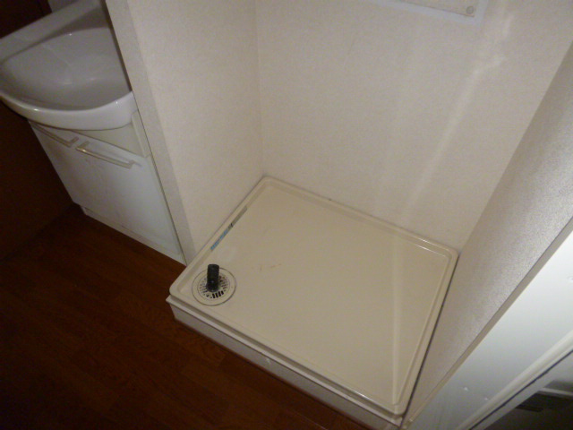 ゴールドパークＡのその他|洗濯機置き場