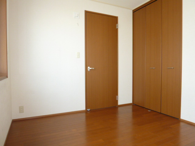 ゴールドパークＡの寝室|洋室