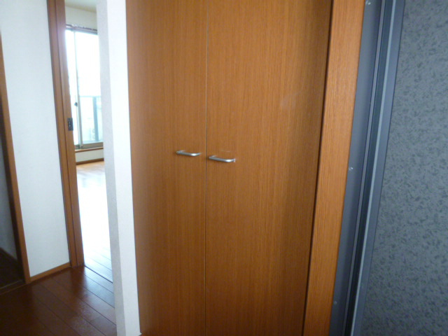 ゴールドパークＡの玄関|下駄箱