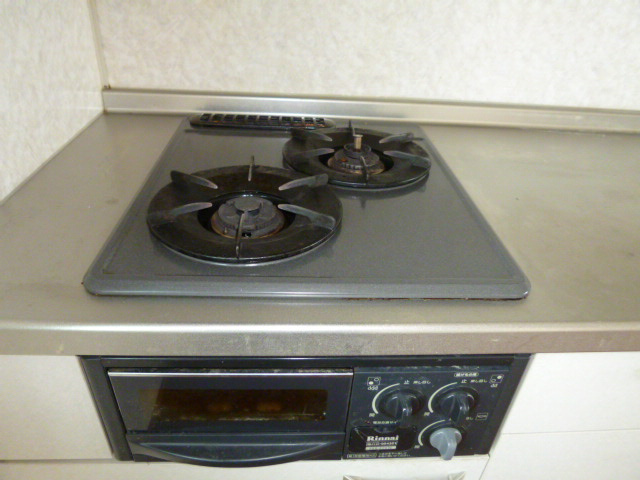 ゴールドパークＡのキッチン|ガスコンロ2口